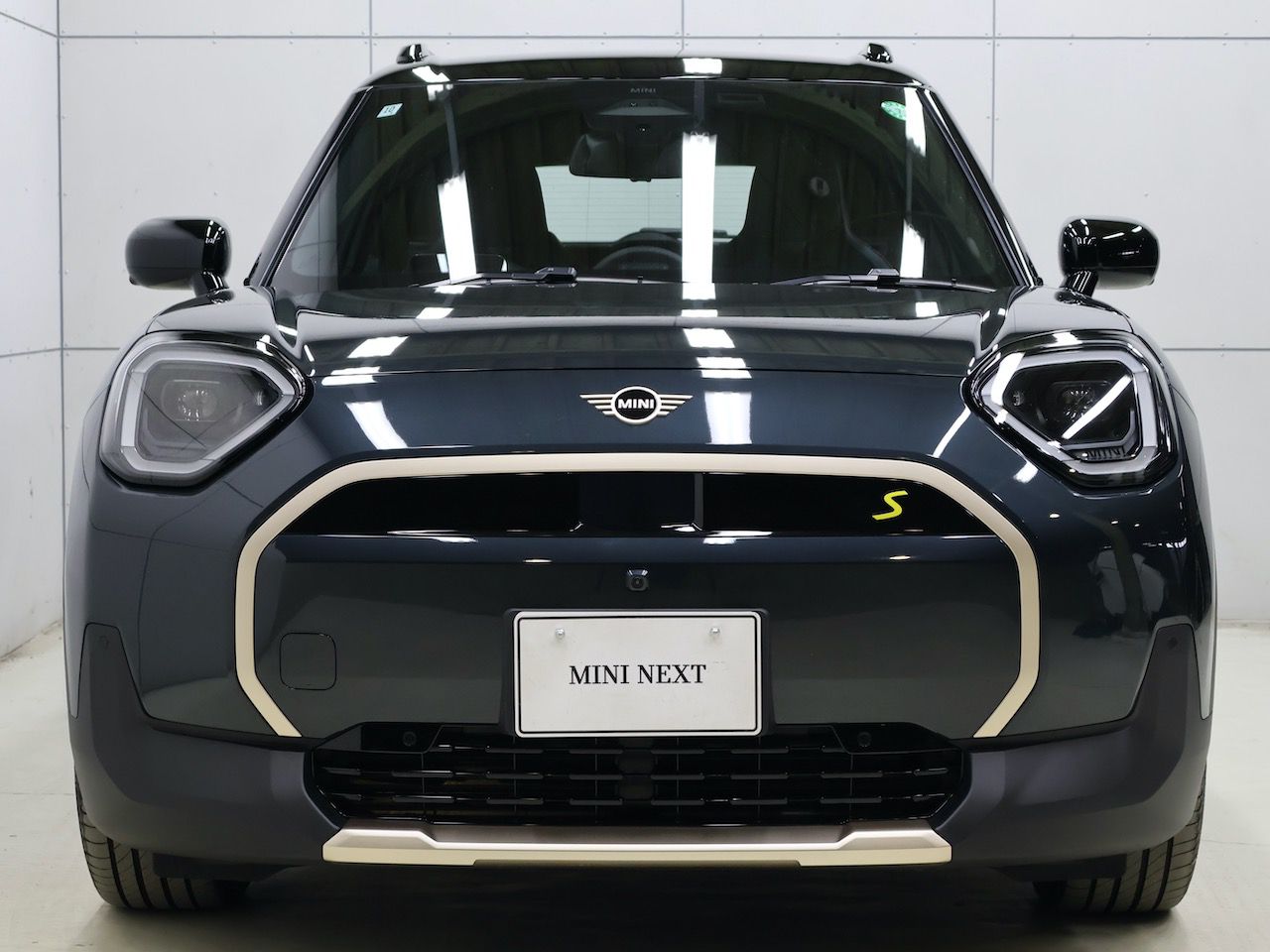 J05 MINI Aceman SE