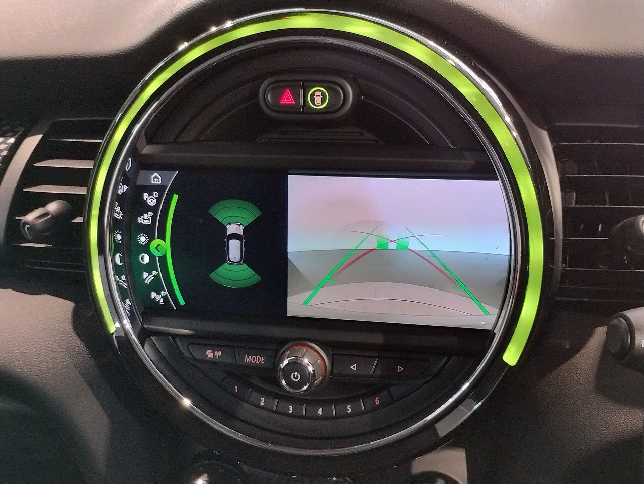F56 COOPER S D(AT)