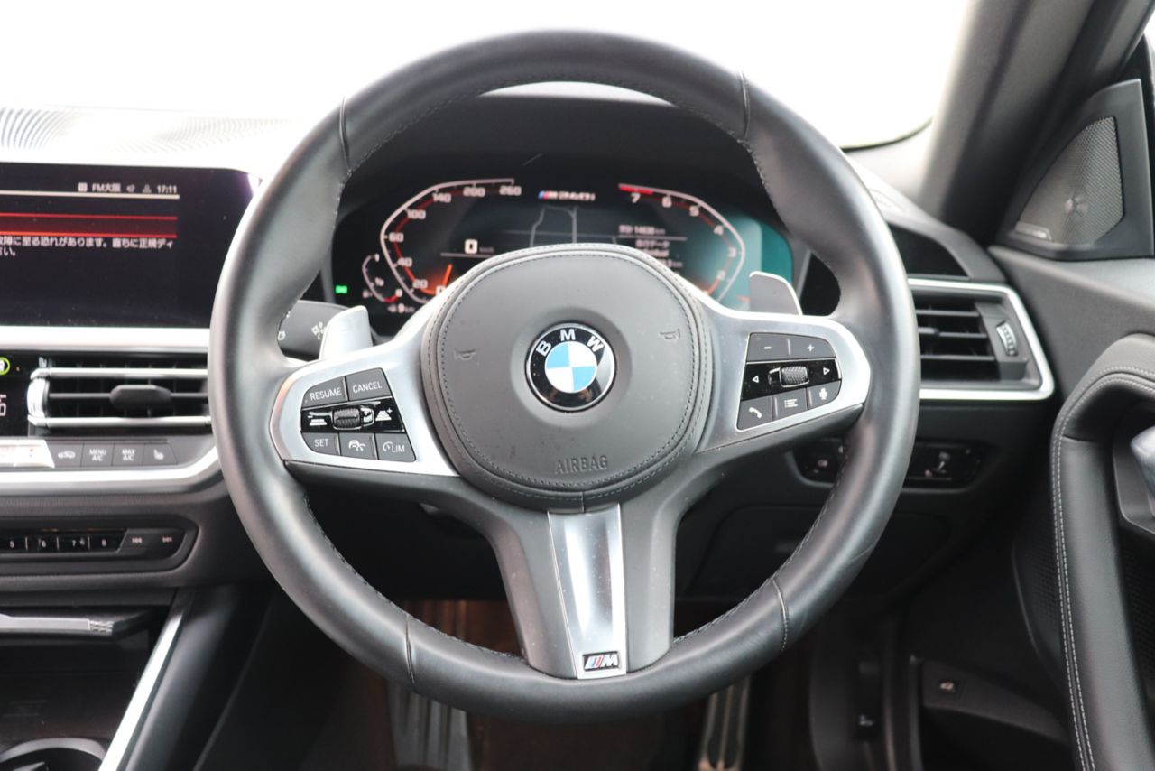 M240i xDrive Coupé RHD