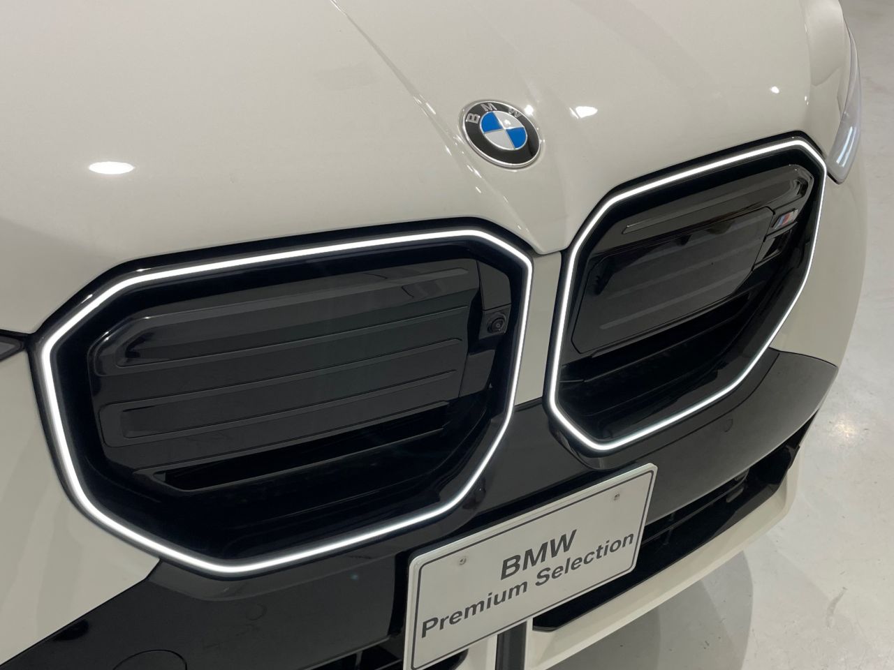 X3 M50 US