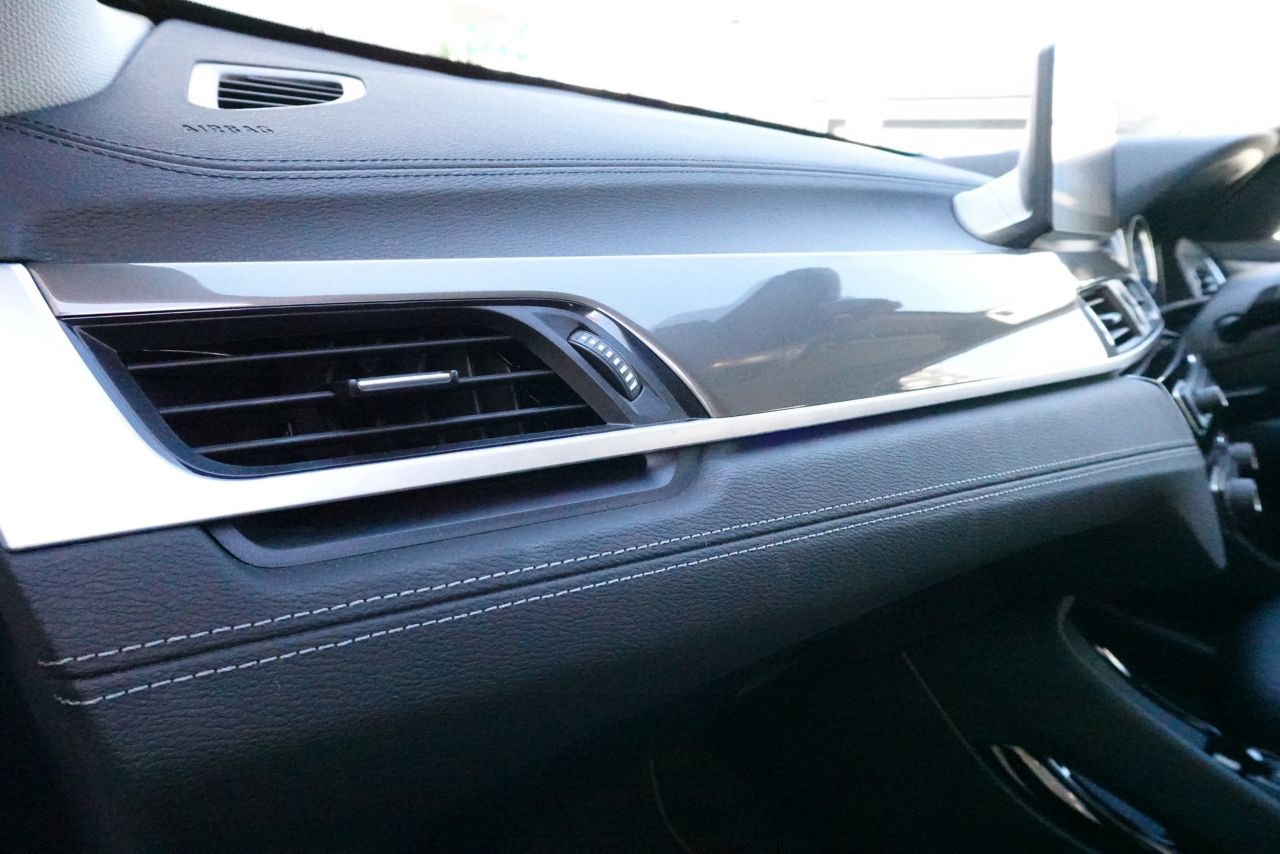 X1 sDrive18i RHD