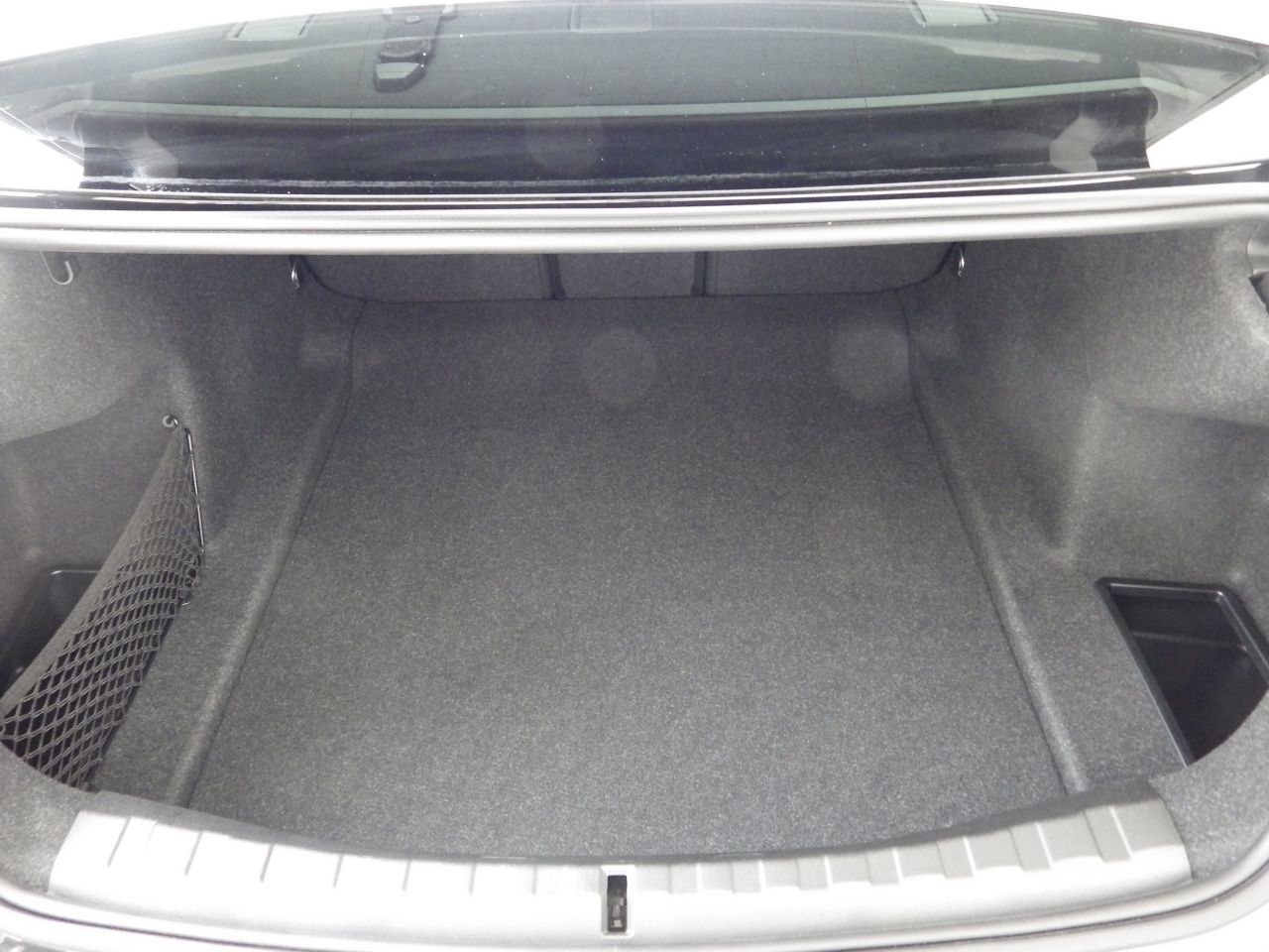 G20 320i Saloon LCI RHD MX