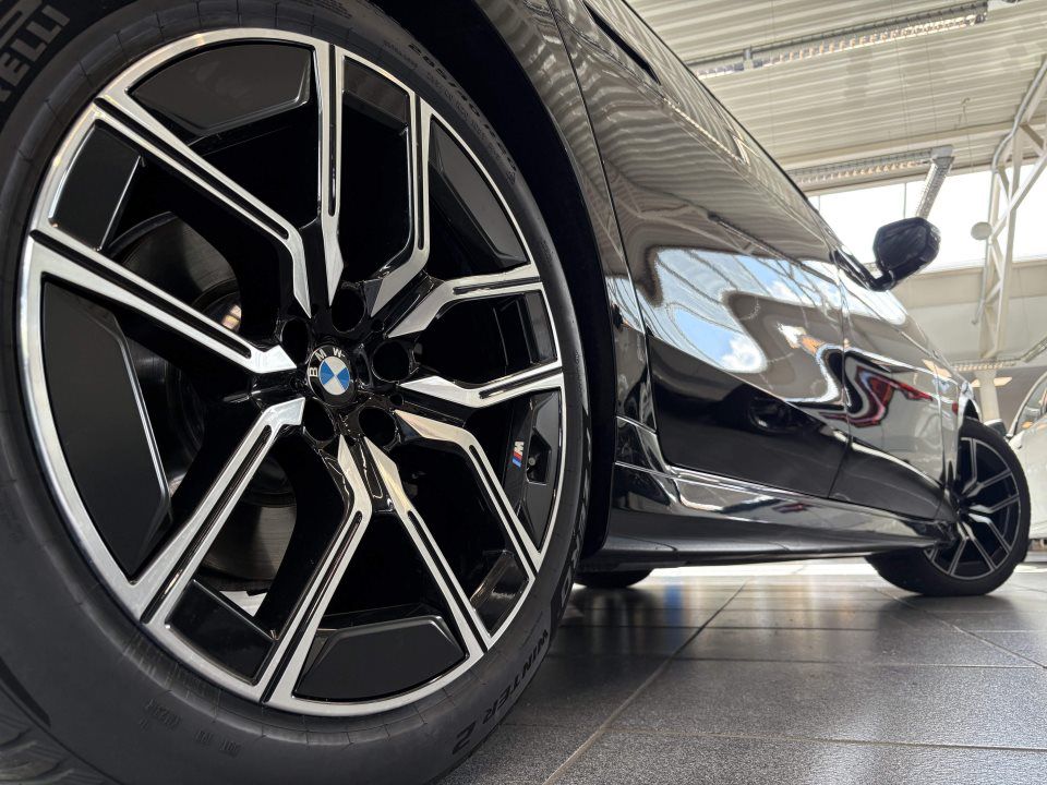 BMW 740