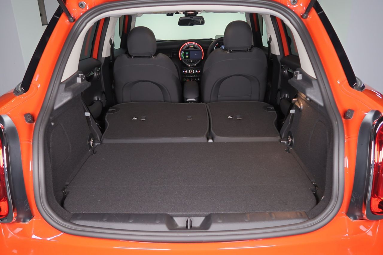 F55 MINI Cooper SD 5dr Hatch LCI