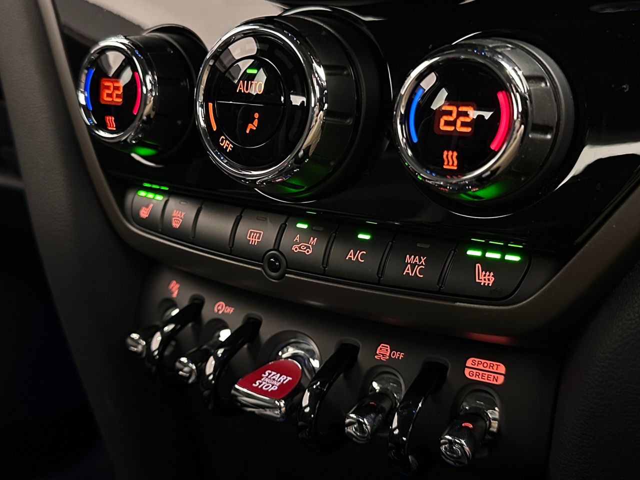 MINI John Cooper Works ALL4 Countryman RHD