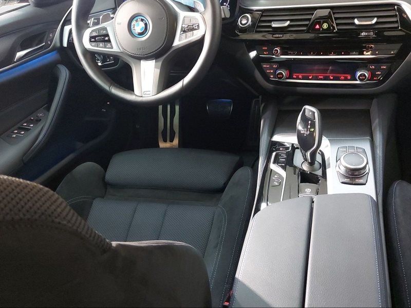 530e Limousine
