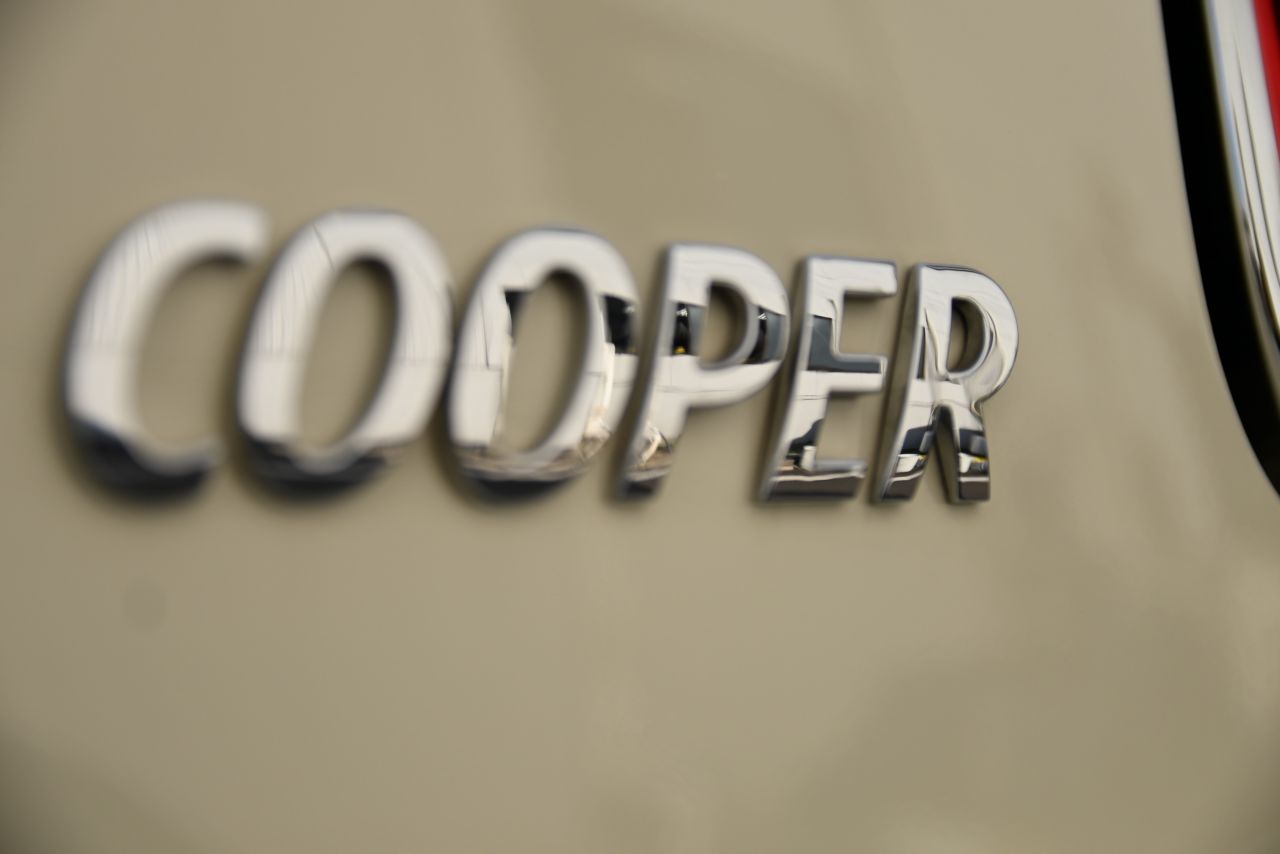 F55 MINI Cooper 5-Door Hatch LCI