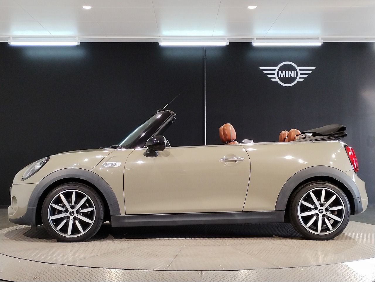 F57 MINI Cooper S Convertible LCI