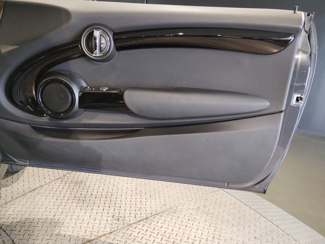 F56 MINI COOPER S