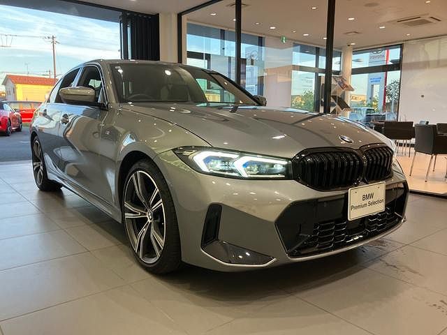 320d xDrive Berline RHD