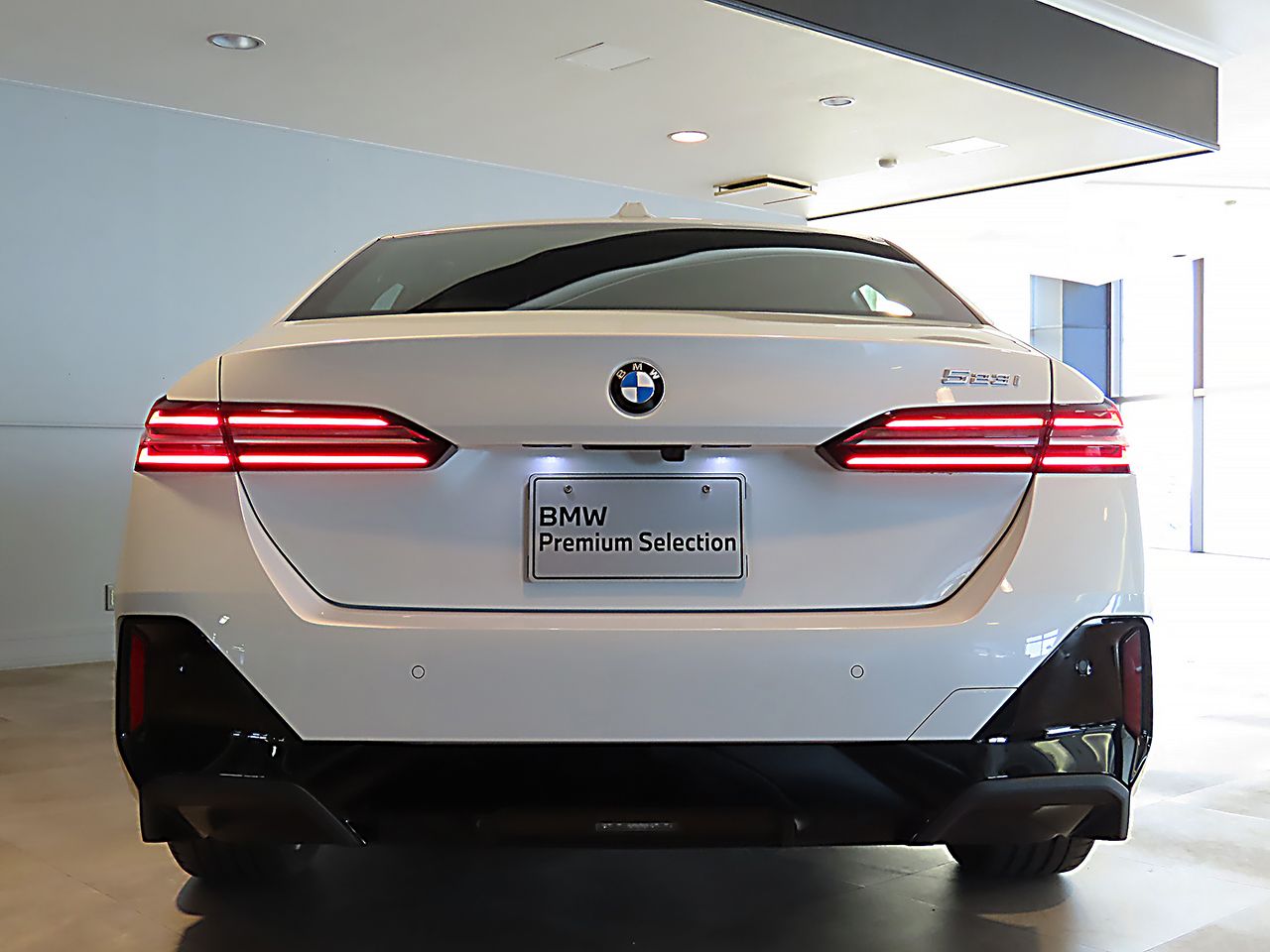 520i Sedan RHD
