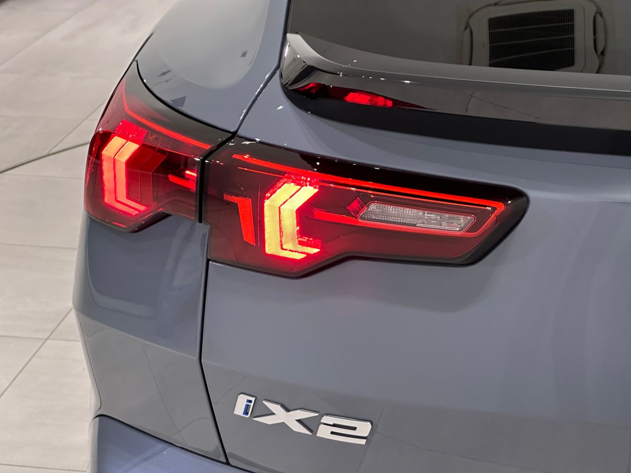 iX2 xDrive30 MSP