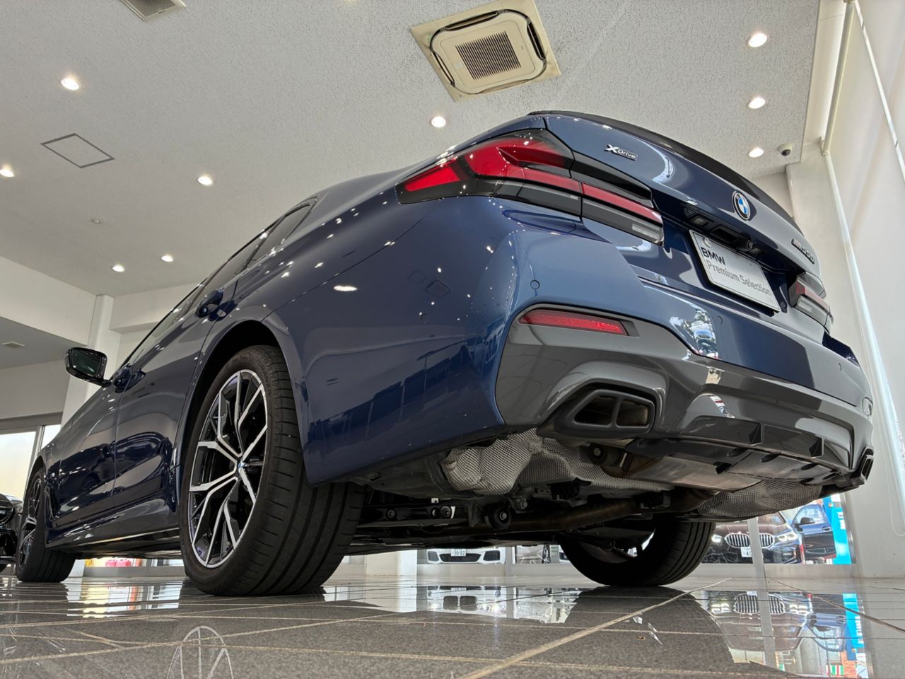 520d xDrive Sedan RHD