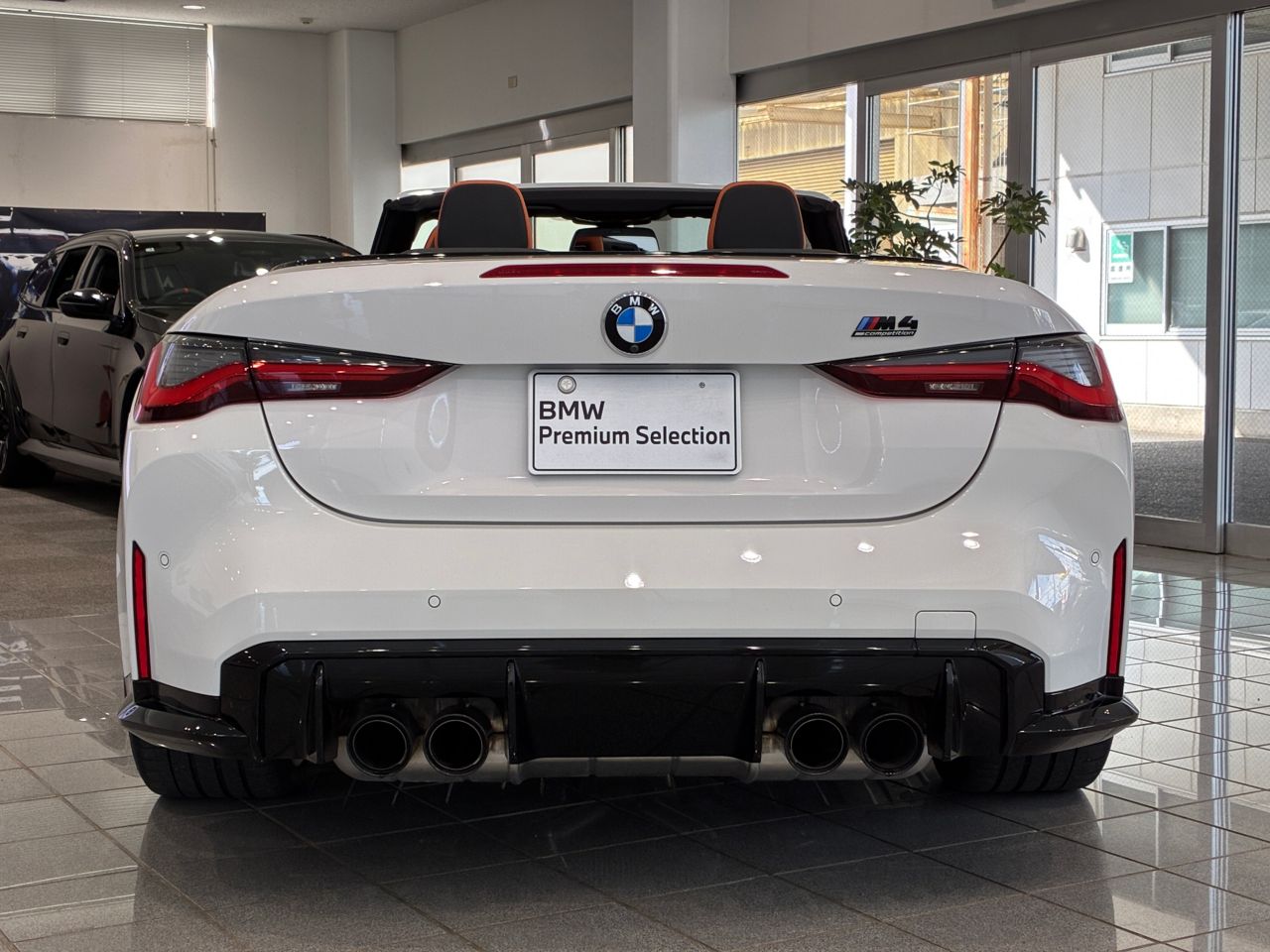 G83 M4 Competition M xDrive Competition RHD