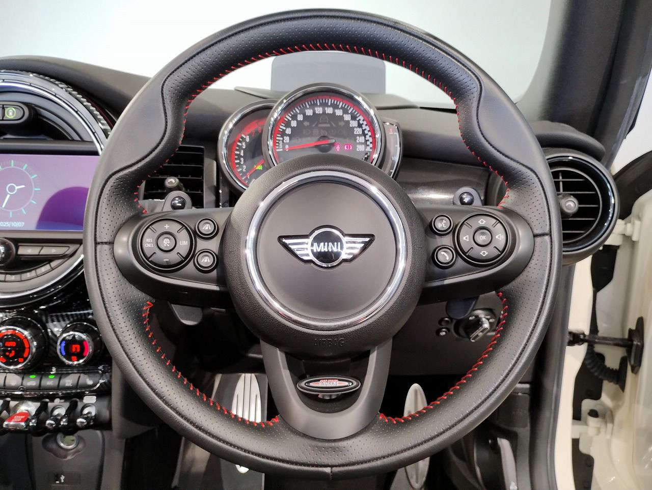 F57 MINI John Cooper Works Convertible LCI