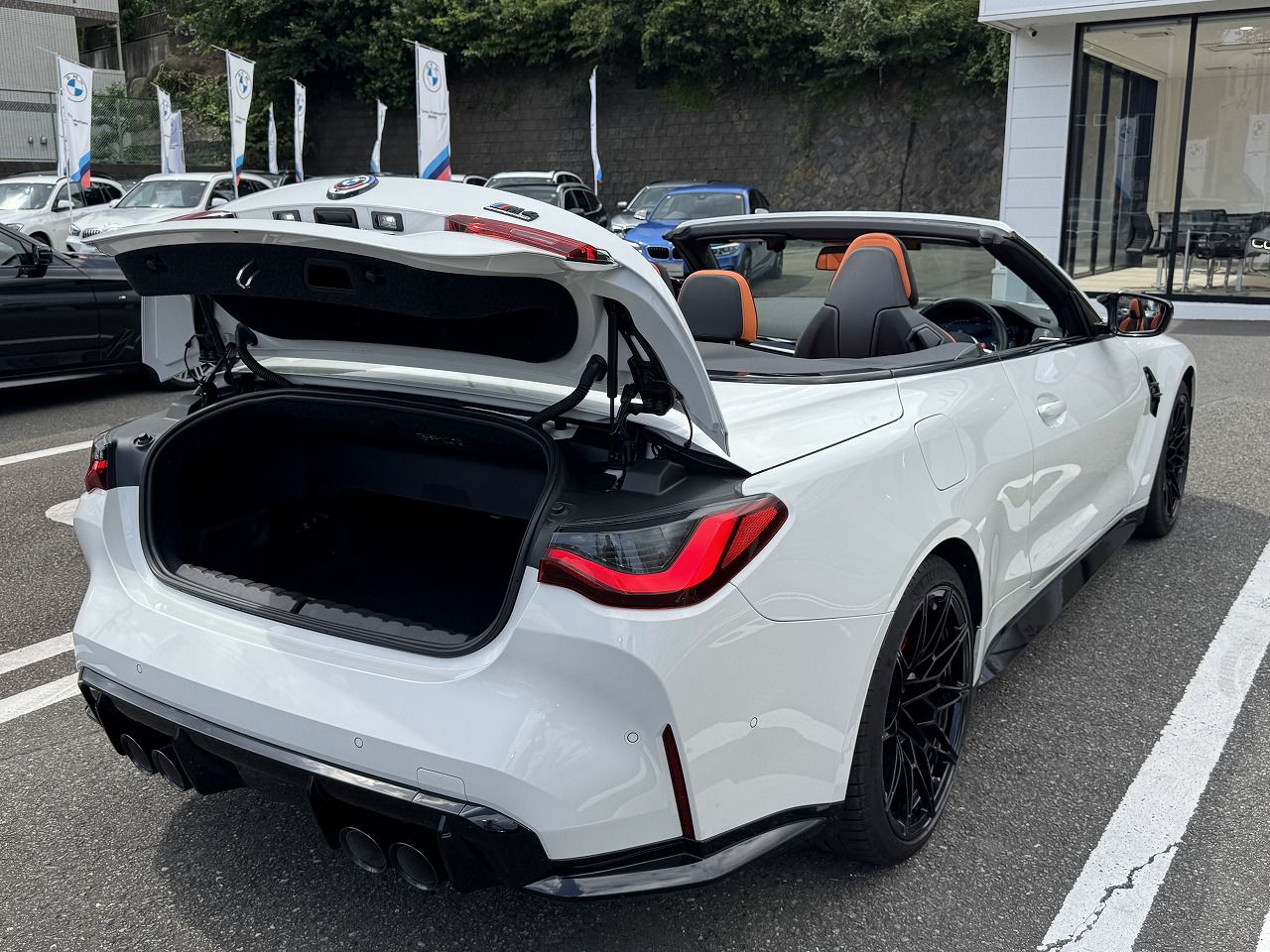 G83 M4 Competition M xDrive Competition RHD