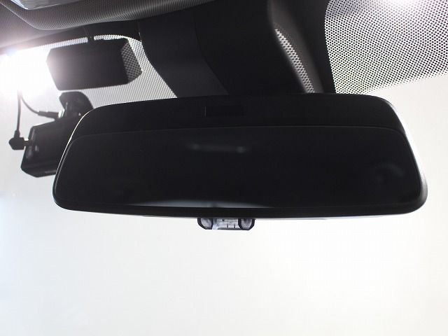 X1 sDrive18i RHD