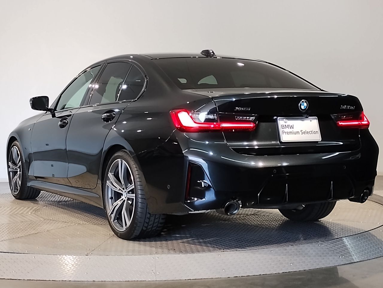 320d xDrive Berline RHD