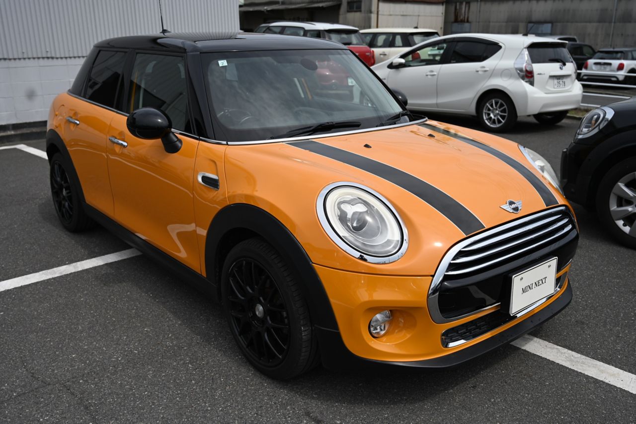 F55 COOPER