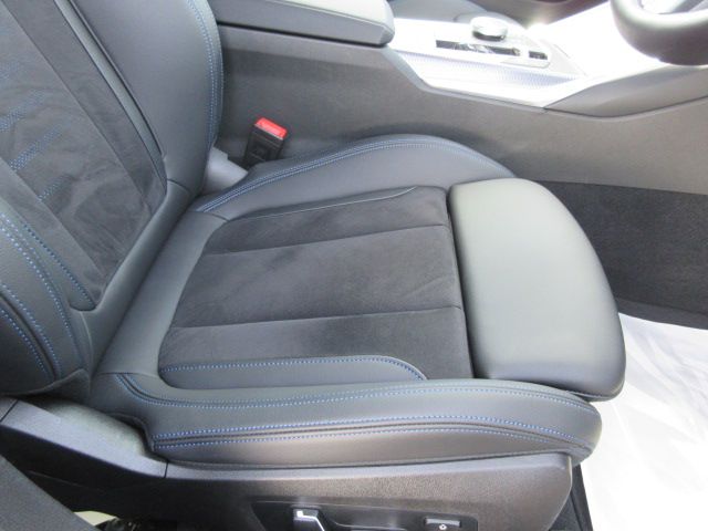 320d xDrive Berline RHD