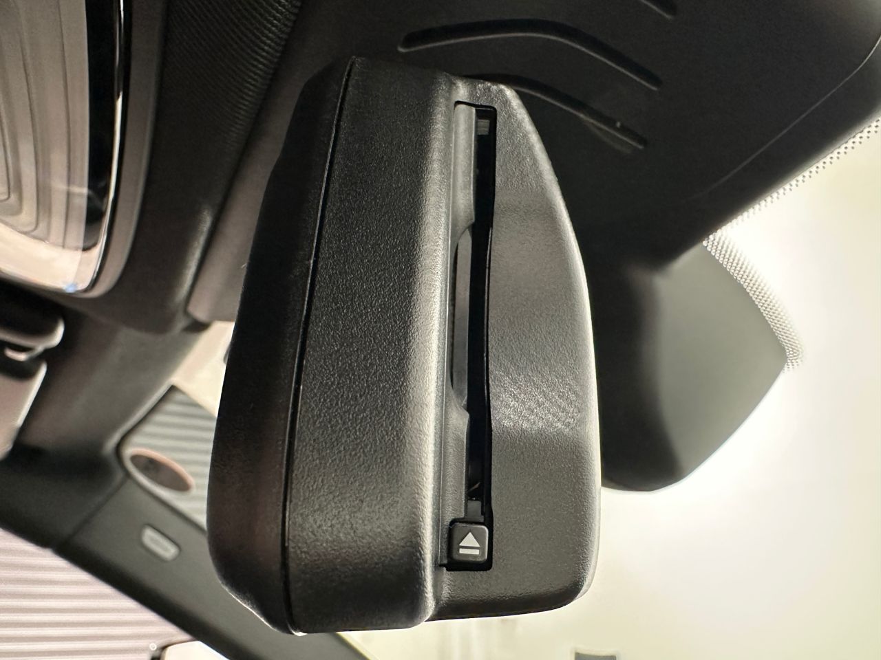 G26 i4 eDrive40 RHD