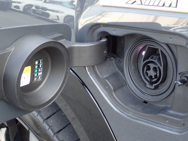 XM RHD