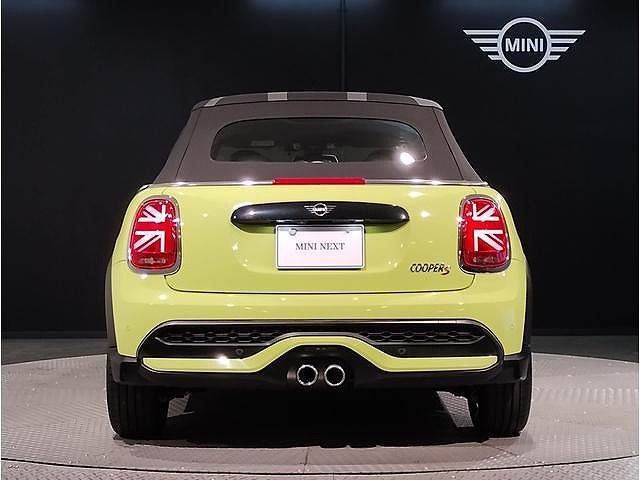 MINI Cooper S Convertible RHD