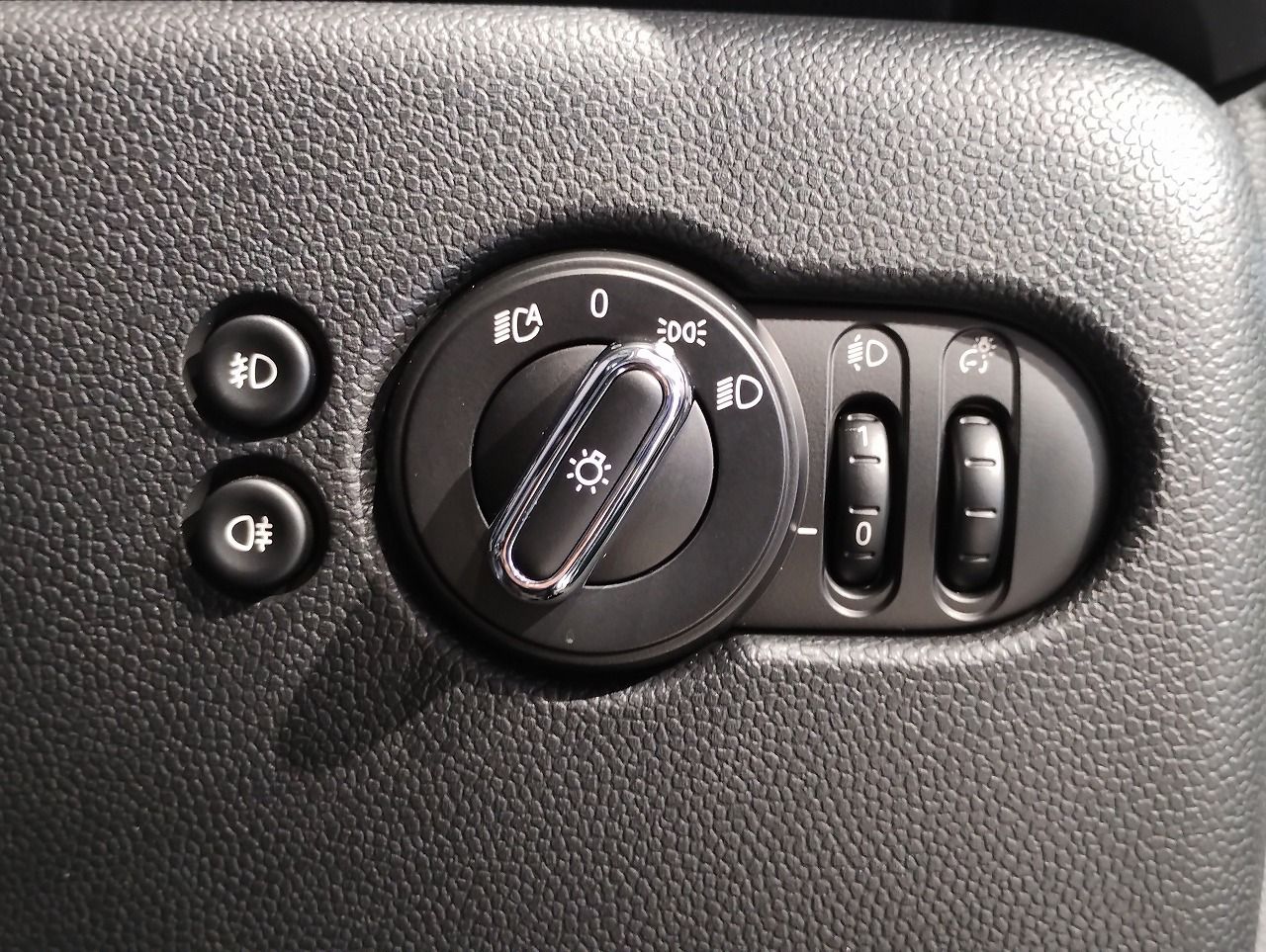 MINI F55 Cooper D 5dr Hatch LCI