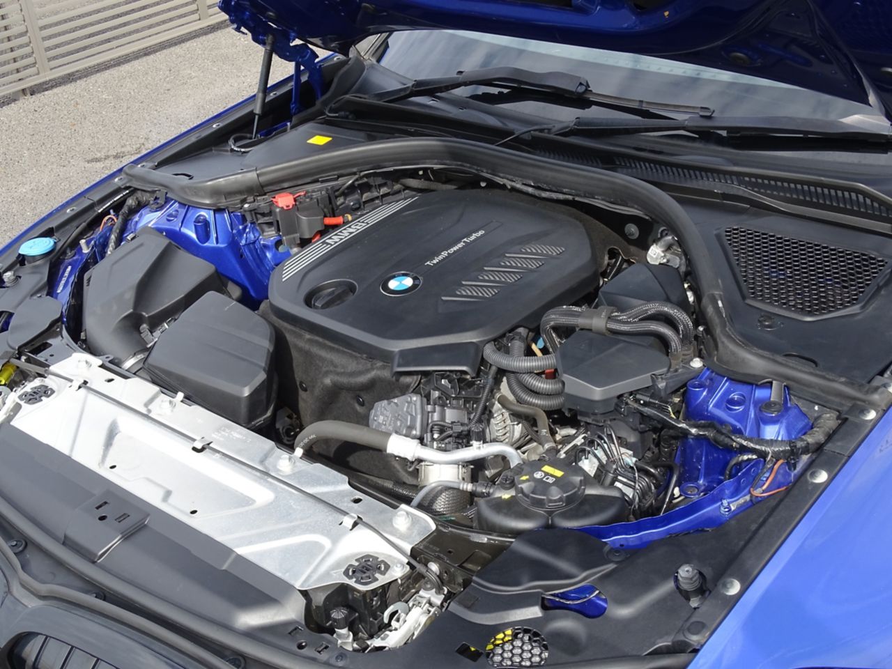 G20 320d xDrive RHD Saloon