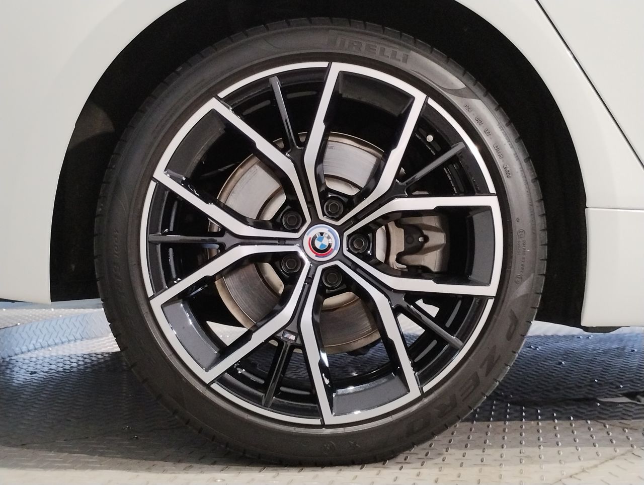 520i Sedan RHD