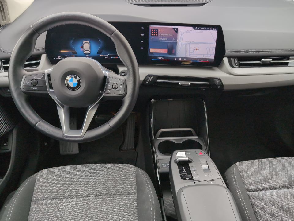 BMW 218