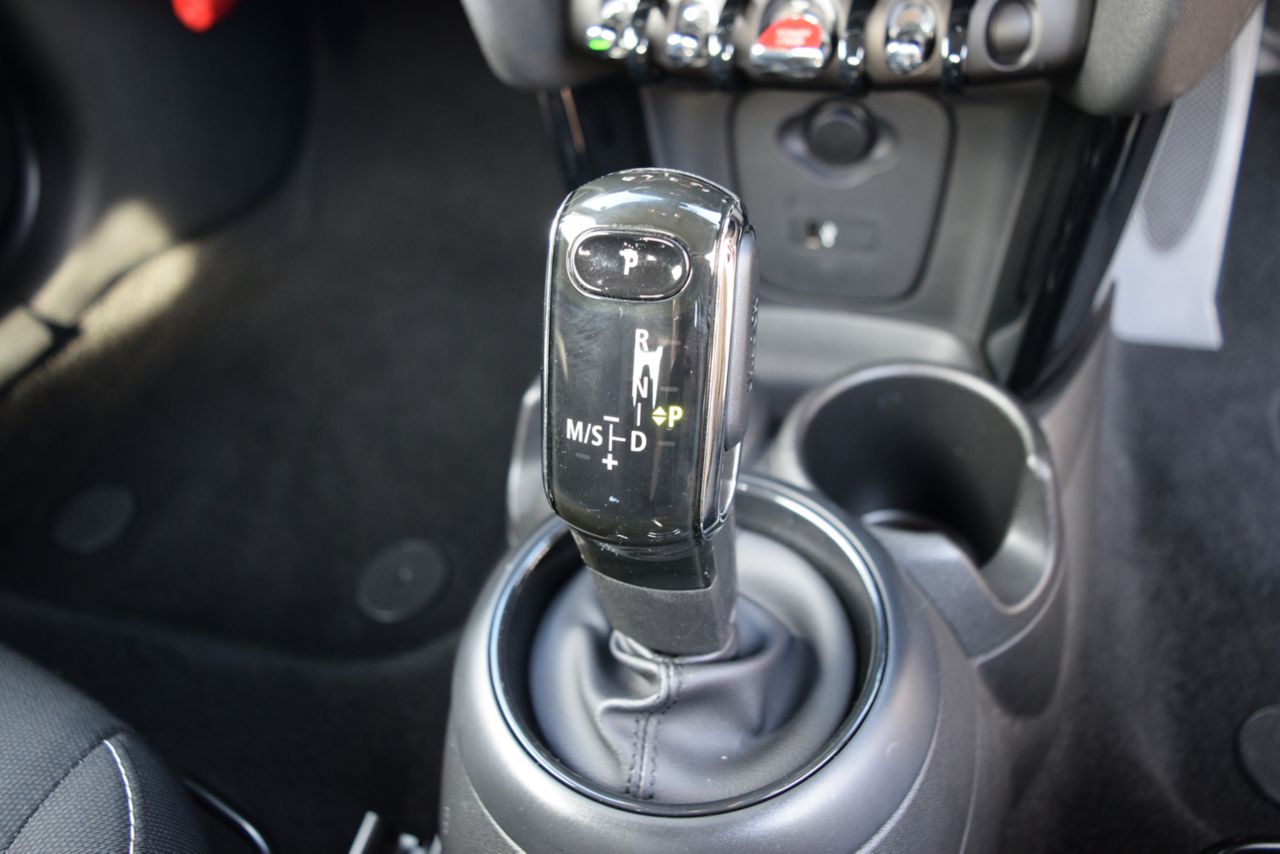 F56 MINI Cooper 3-Door Hatch LCI