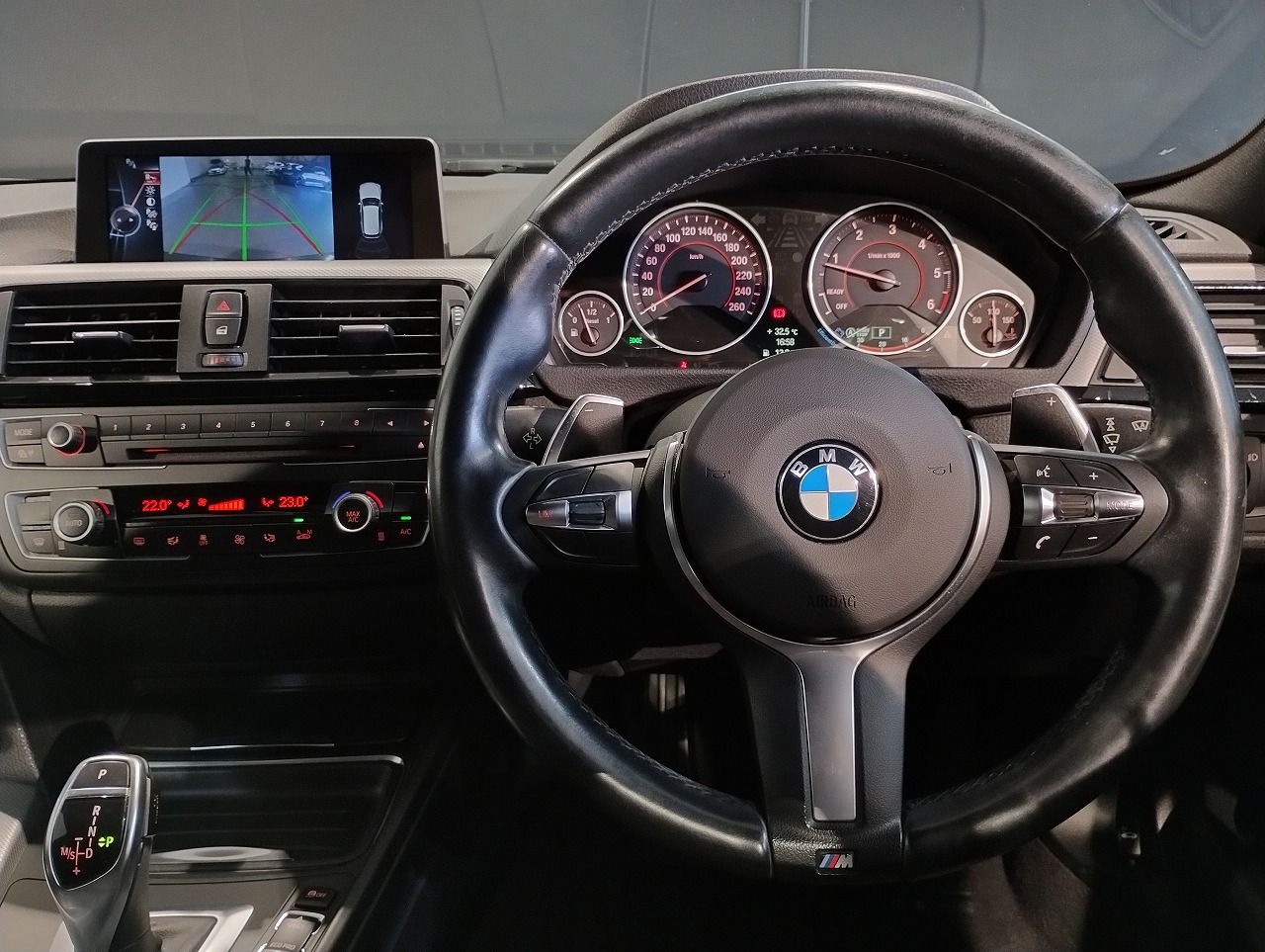 320D BLUEPERFORMANCE TOURING RHD