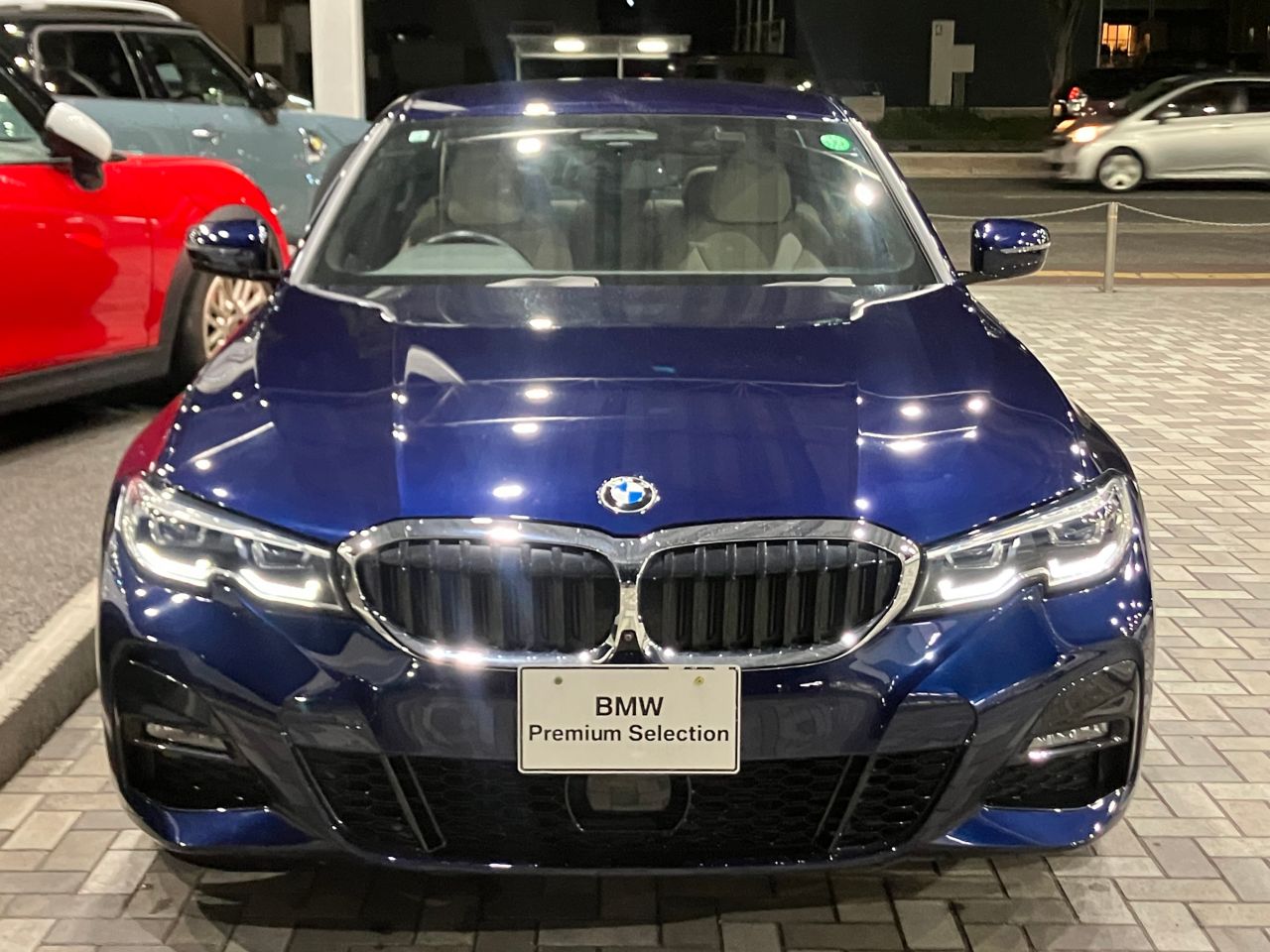G20 320d xDrive RHD Saloon