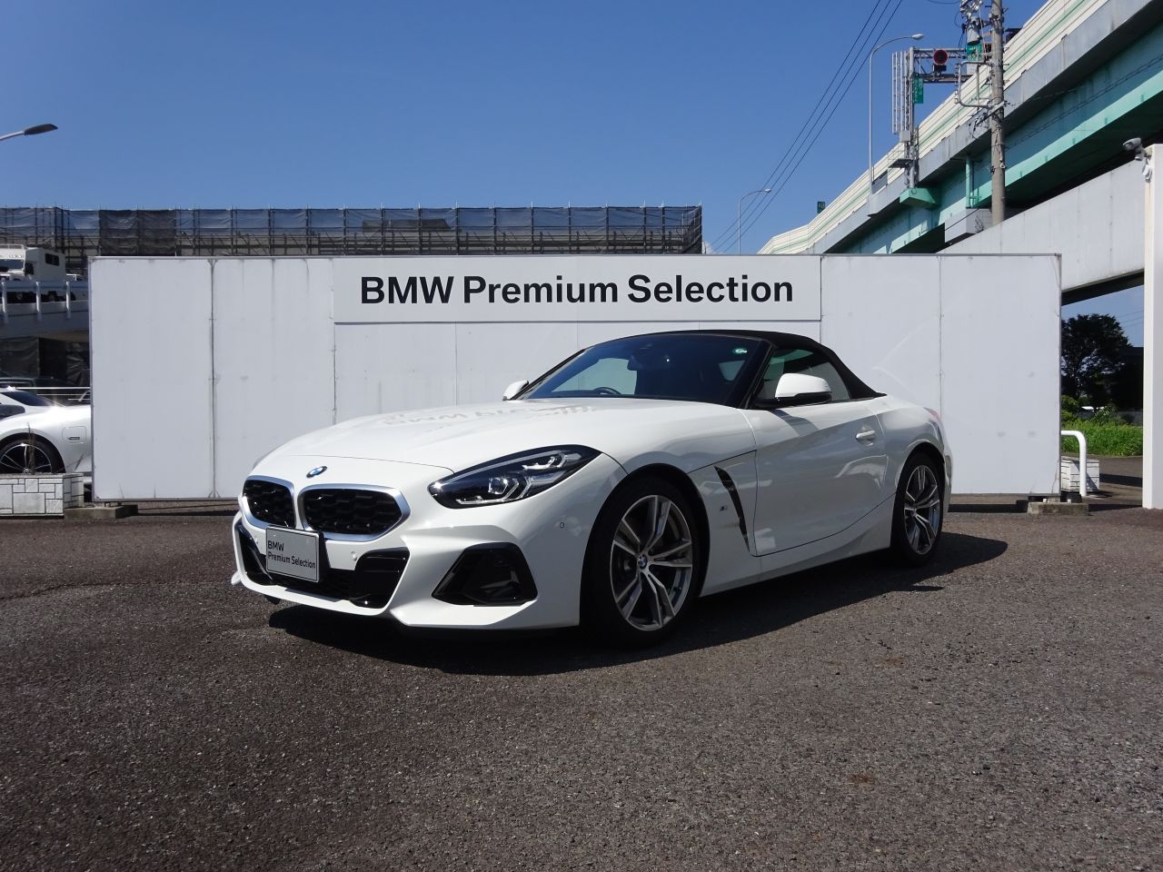 G29 z4 sDrive20i RHD