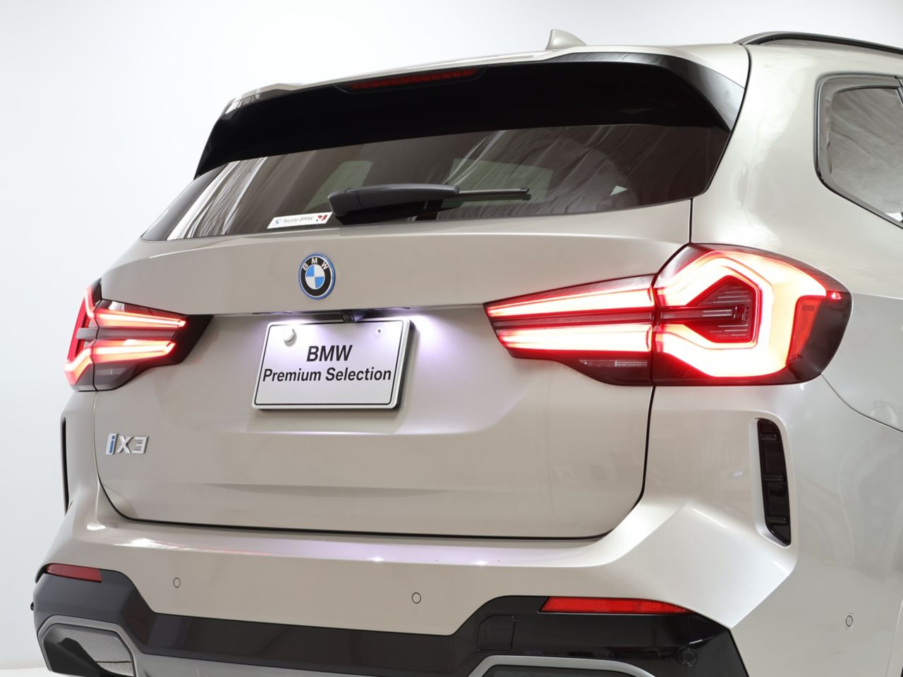 G08 iX3 BEV RHD