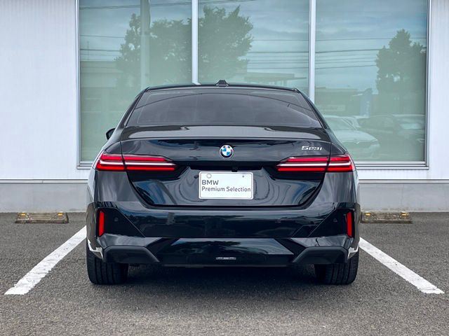 520i Sedan RHD