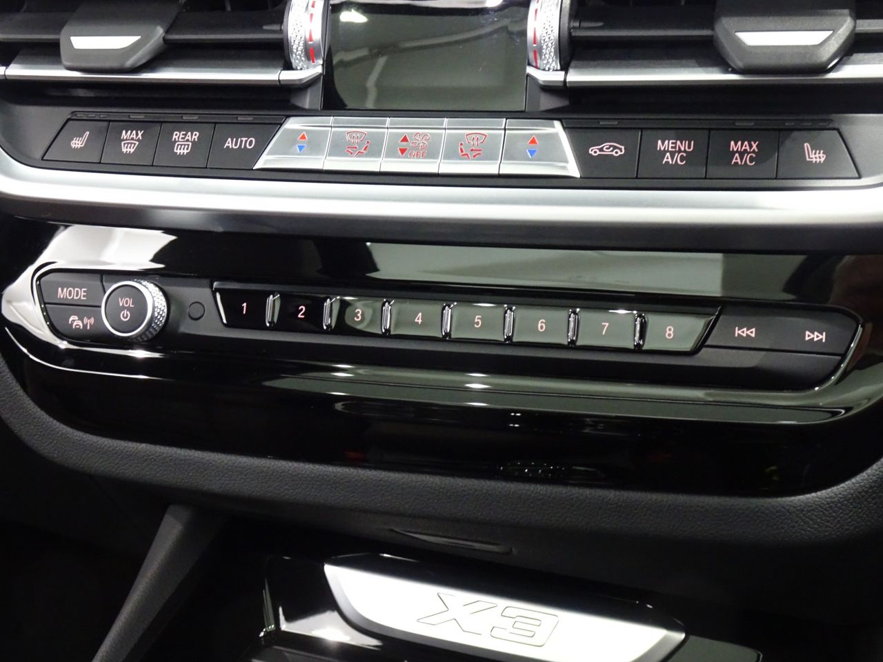 G01 X3 xDrive20d RHD US LCI