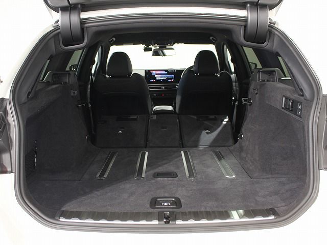 G21 320d xDrive Touring LCI RHD