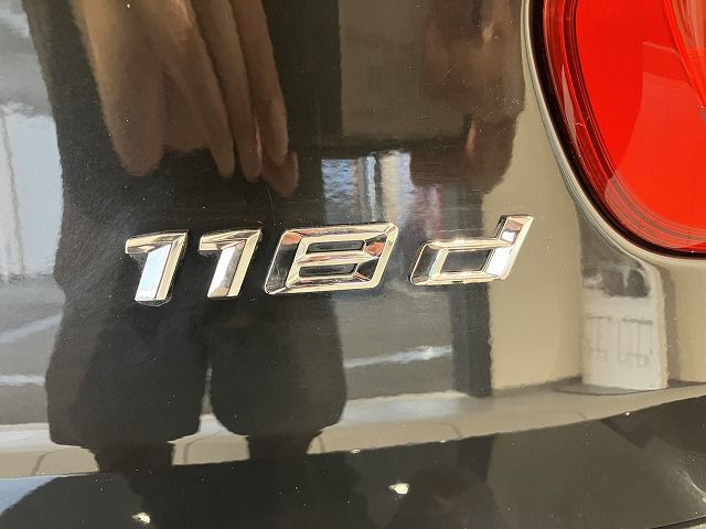 118D 5DOOR RHD