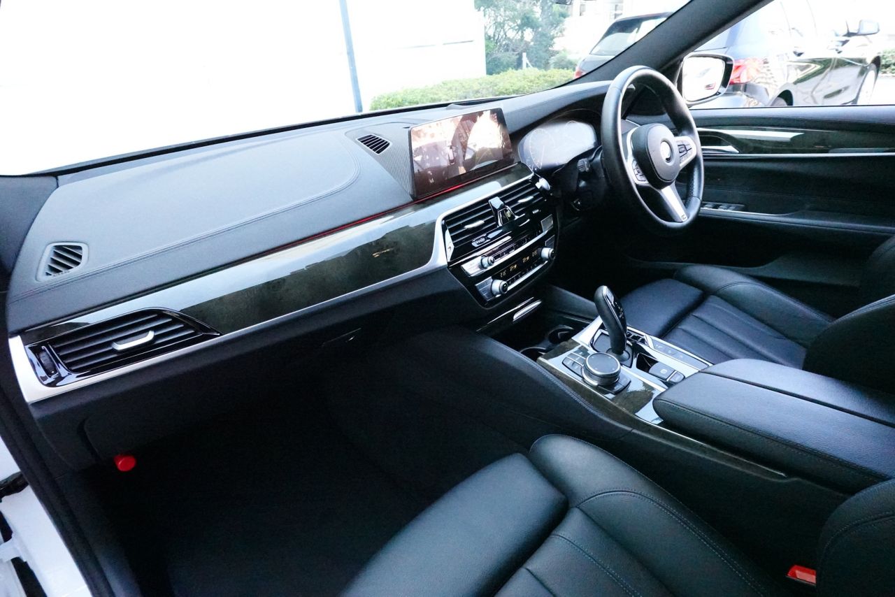 G32 630i SE GT B48 2.0i