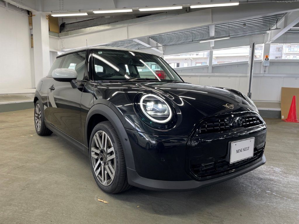 F66 MINI Cooper C 3Dr