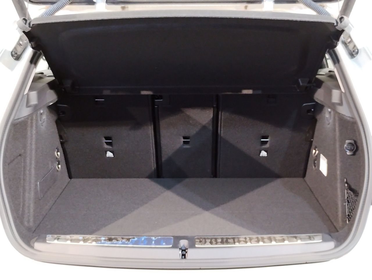 F40 118d Sports Hatch 5-door B47 2.0d