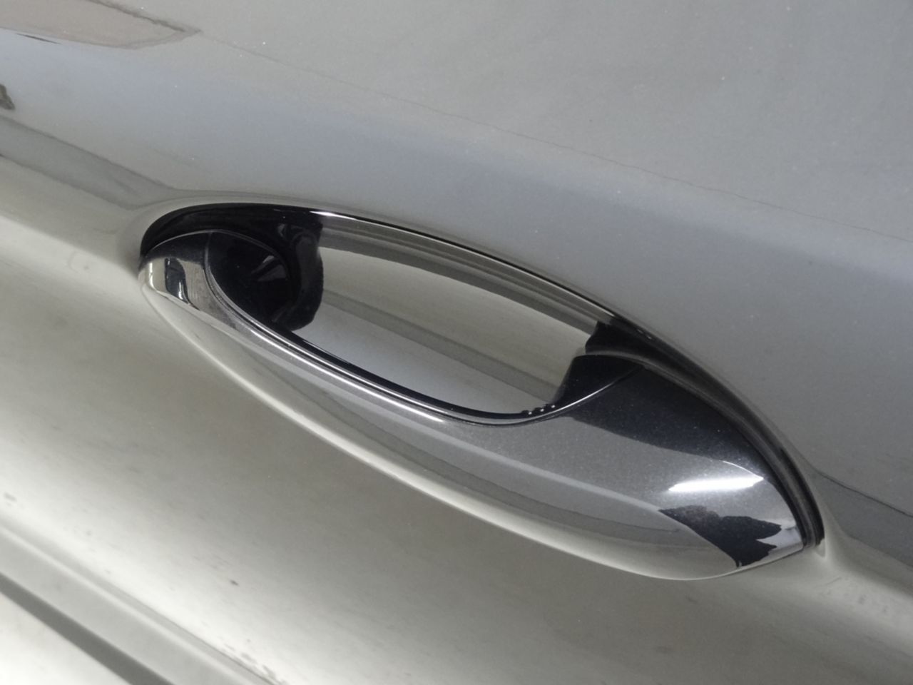 520d xDrive Sedan RHD