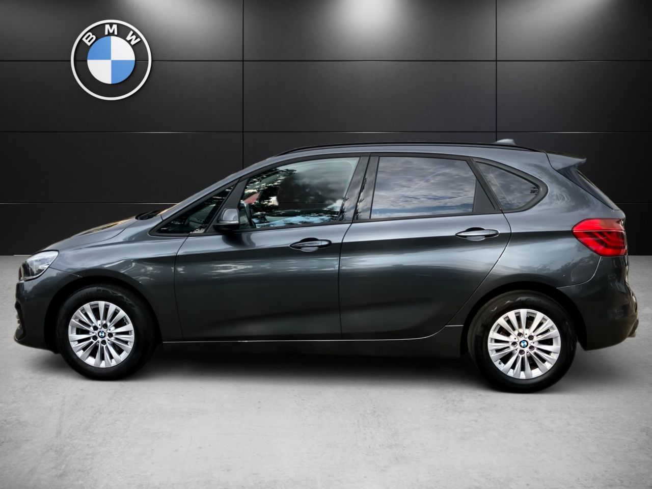 BMW 218