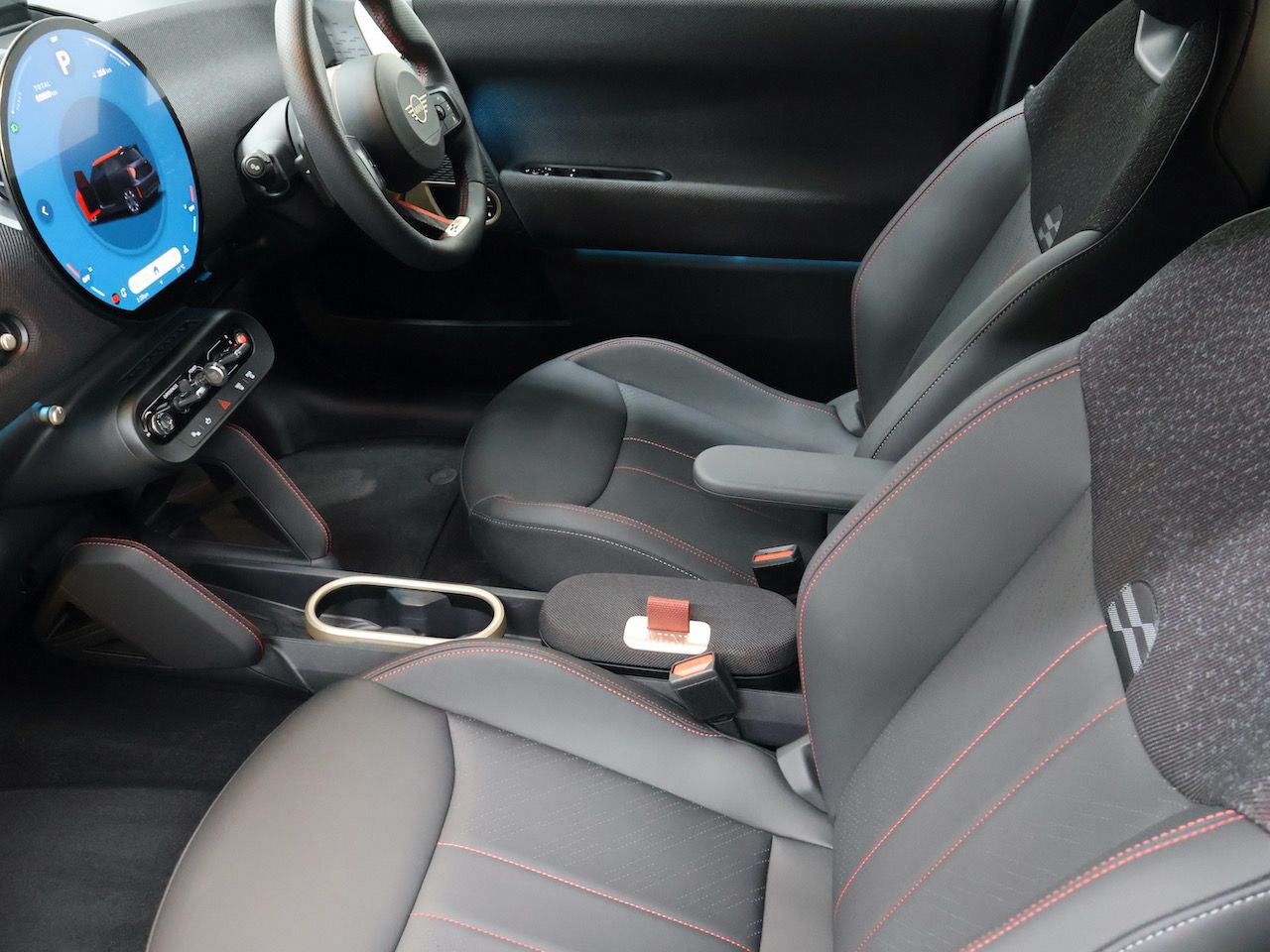 J01 MINI John Cooper Works Electric