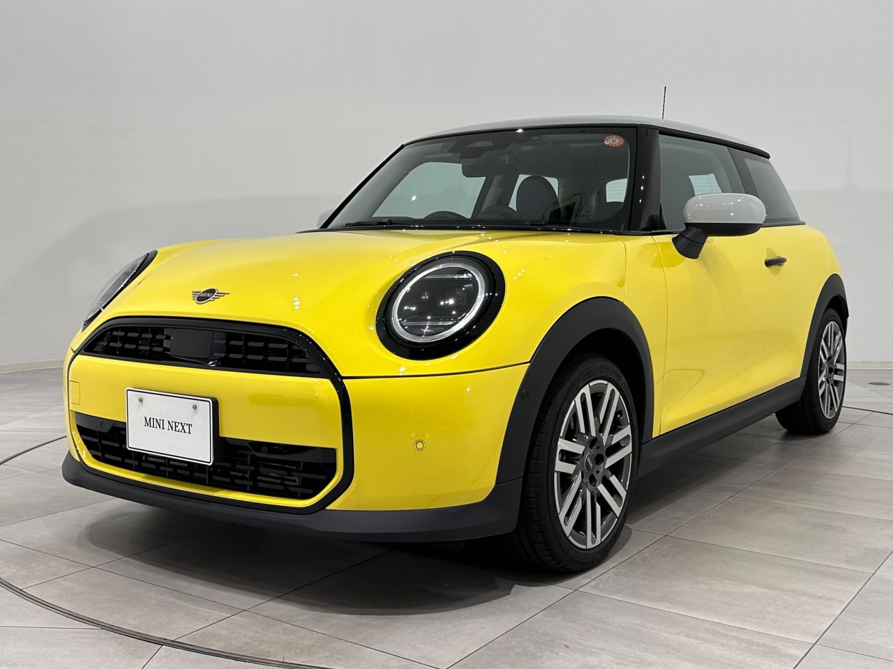 THE NEW MINI COOPER C