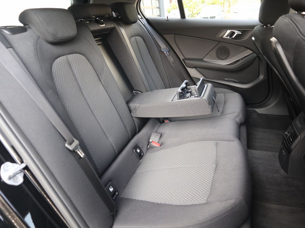 F40 118d Sports Hatch 5-door B47 2.0d