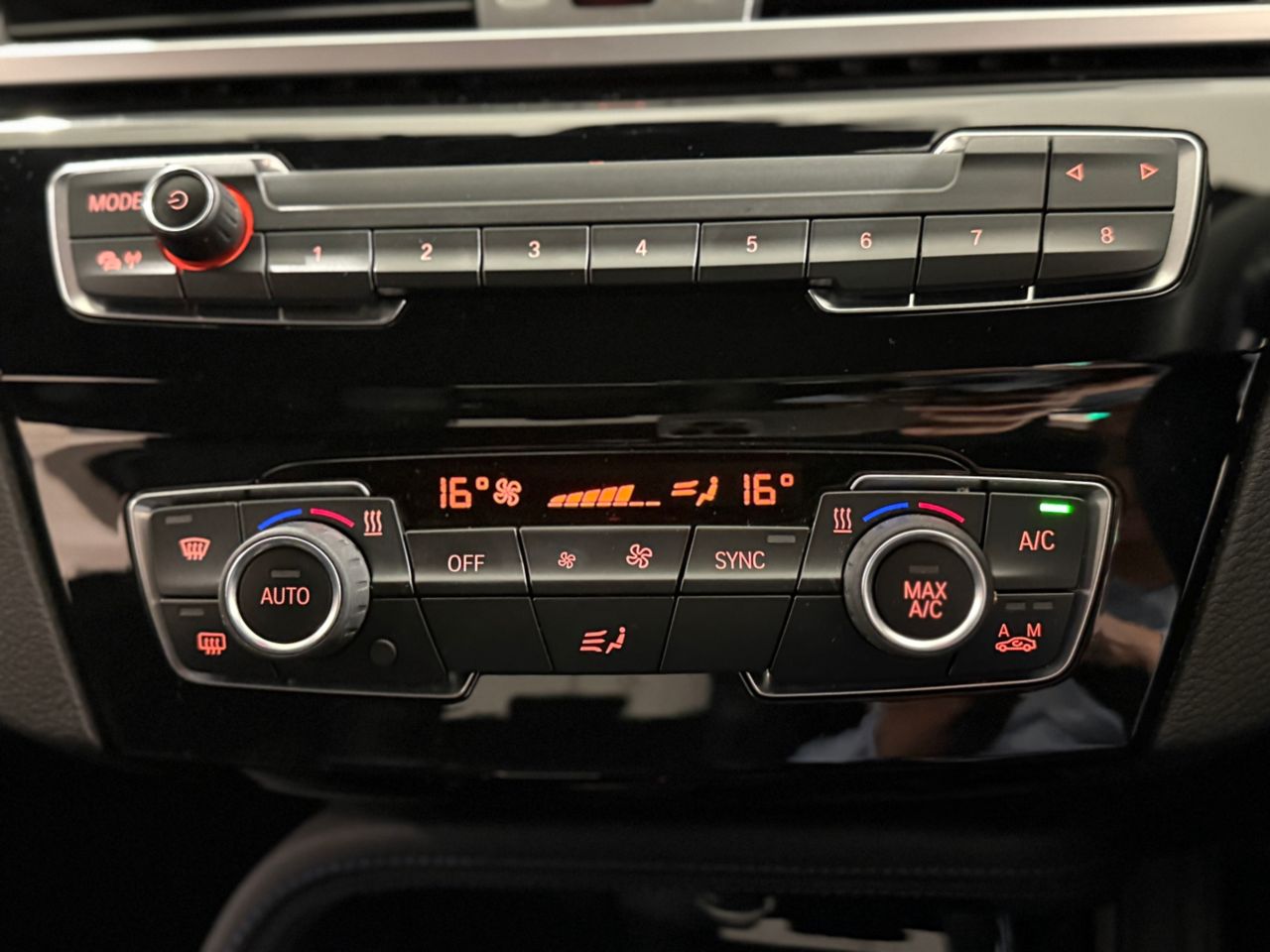 X1 sDrive18i RHD