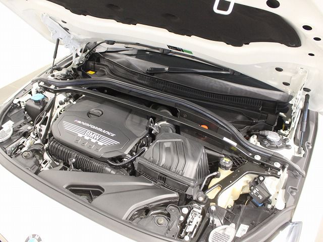F4* **35i xDrive **** ***** B48 2.0i